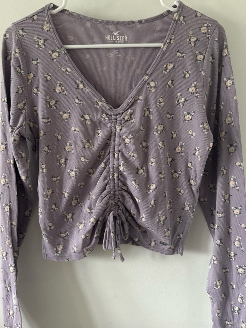 Hollister Lilac Floral Ruched V-Neck Long Sleeve Top